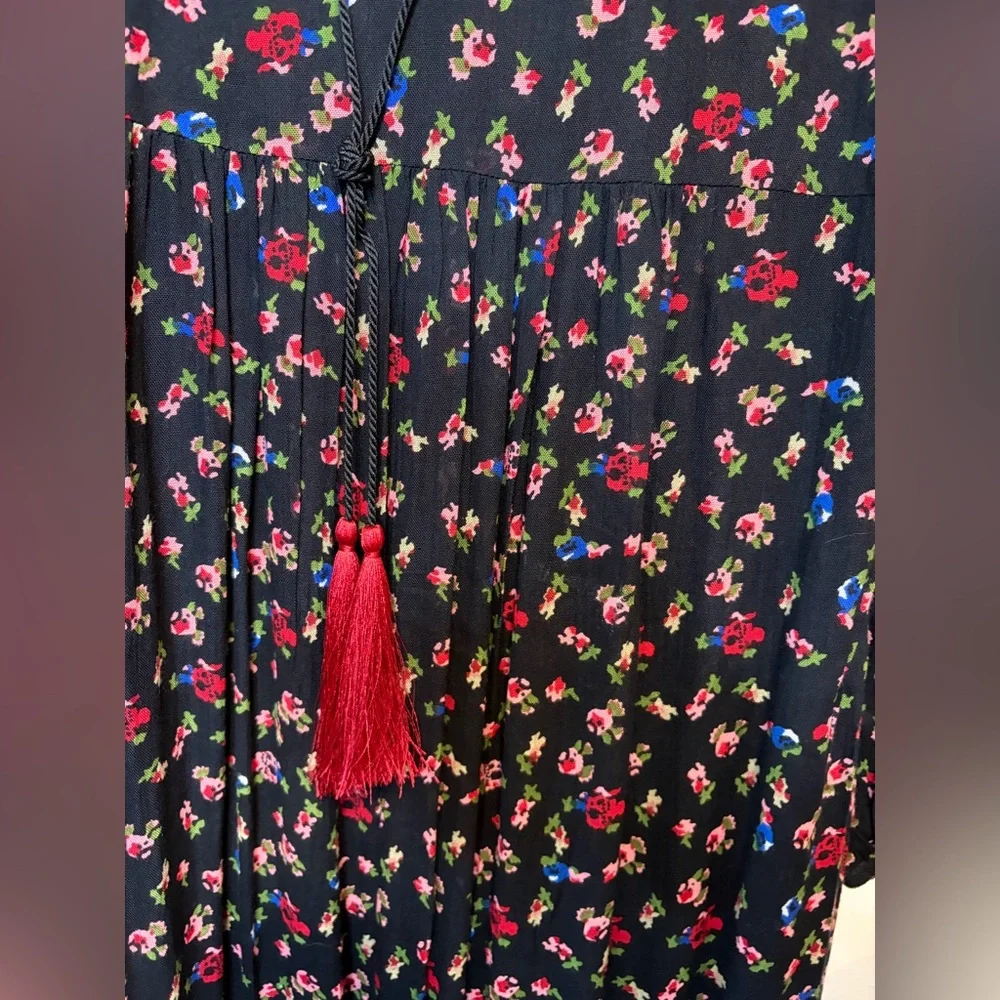 The Pyramid Collection Embroidered Floral Maxi Dress Bohemian Prairie Sz M